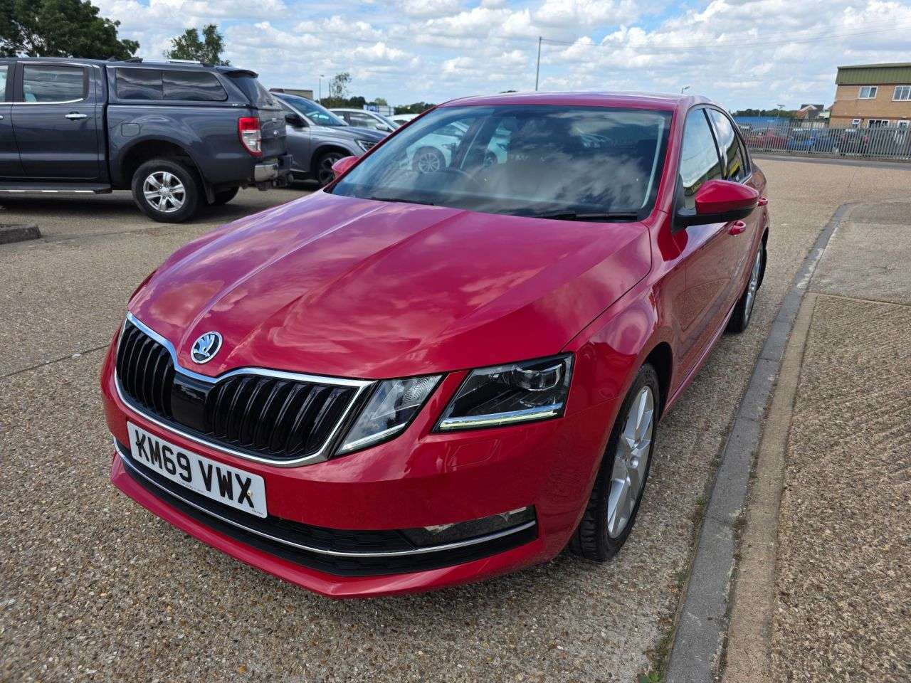A 2019 SKODA OCTAVIA 2.0 TDI SE L Hatchback 5dr Diesel DSG 7Spd Euro 6 (s/s) (150 ps) A 2019 SKODA OCTAVIA 2.0 TDI SE L Hatchback 5dr Diesel DSG 7Spd Euro 6 (s/s) (150 ps)
