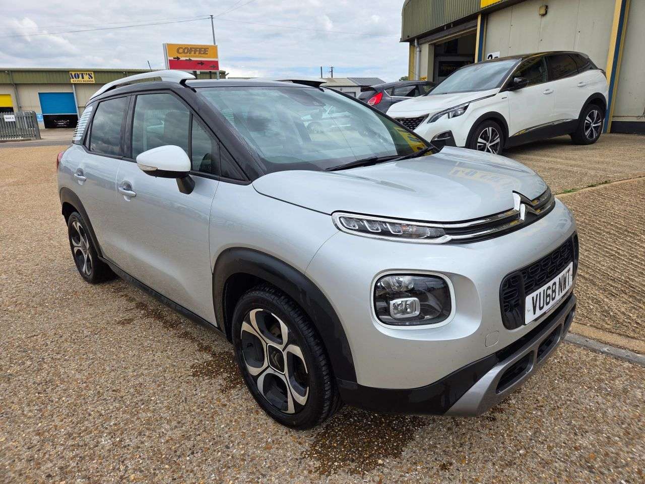 A 2018 CITROEN C3 AIRCROSS 1.2 PureTech Flair SUV 5dr Petrol Manual 6 Spd Euro 6 (s/s) (110 ps) A 2018 CITROEN C3 AIRCROSS 1.2 PureTech Flair SUV 5dr Petrol Manual 6 Spd Euro 6 (s/s) (110 ps)