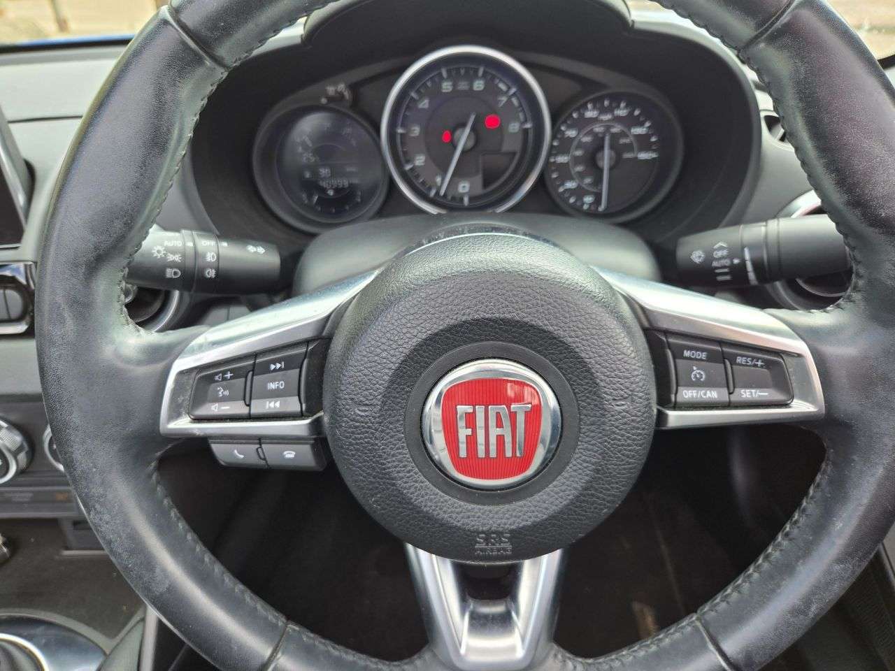 2017 FIAT 124 SPIDER 2017 FIAT 124 SPIDER