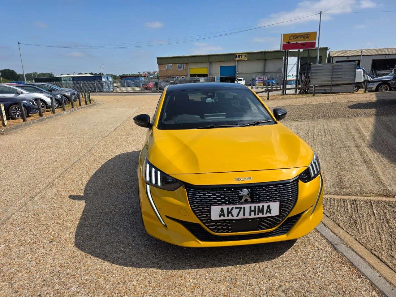 2021 PEUGEOT 208 2021 PEUGEOT 208