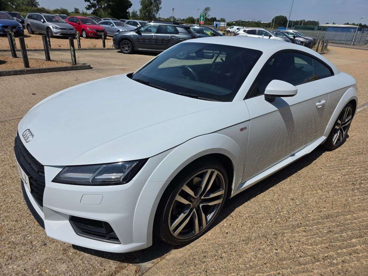 A 2016 AUDI TT 1.8 TFSI S line Coupe 3dr Petrol Manual Euro 6 (s/s) (180 ps) A 2016 AUDI TT 1.8 TFSI S line Coupe 3dr Petrol Manual Euro 6 (s/s) (180 ps)