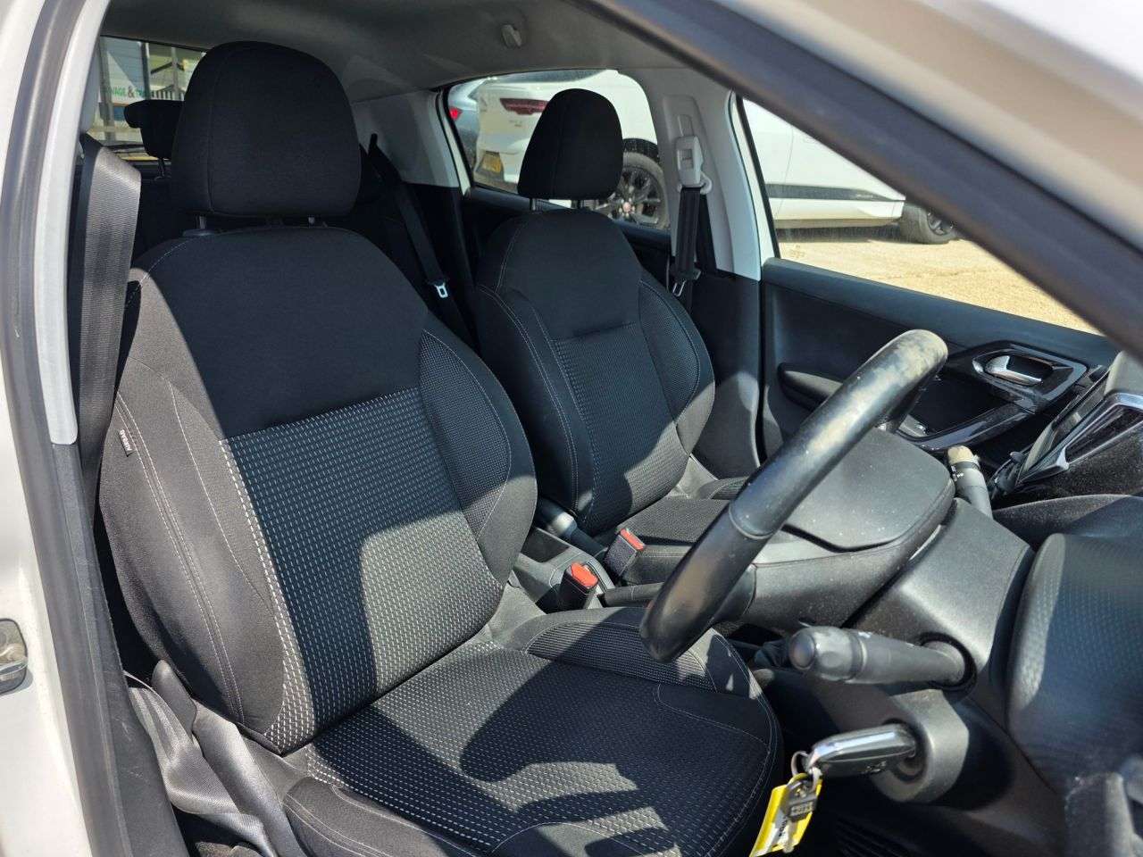 2016 PEUGEOT 208 2016 PEUGEOT 208