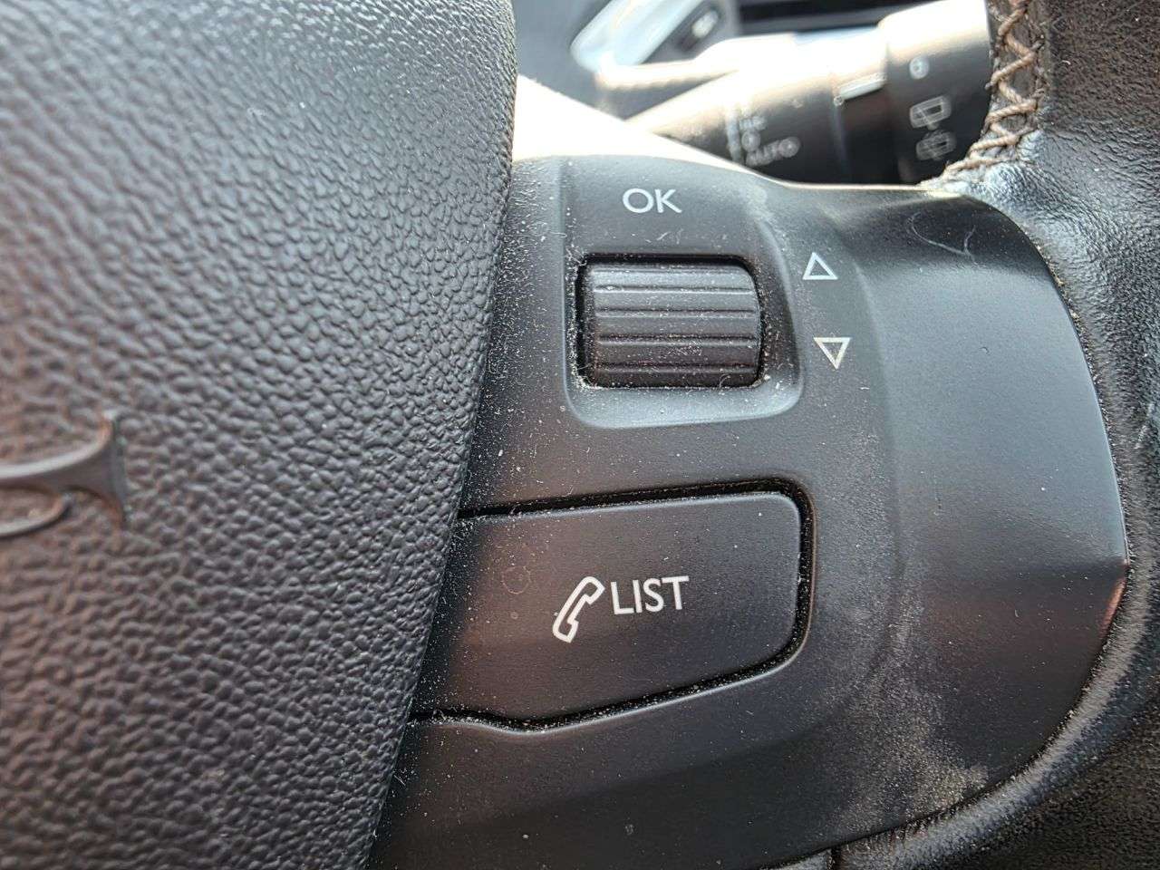 2016 PEUGEOT 208 2016 PEUGEOT 208
