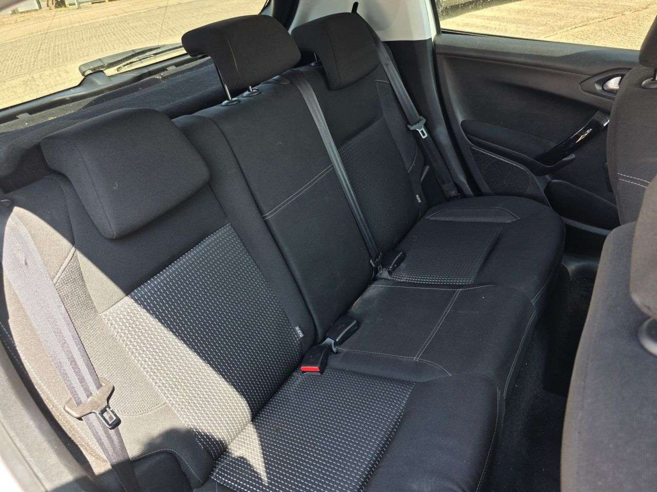 2016 PEUGEOT 208 2016 PEUGEOT 208