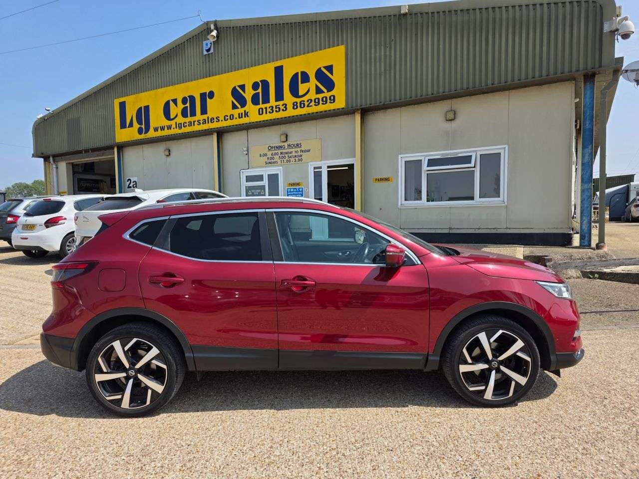 A 2019 NISSAN QASHQAI 1.3 DIG-T Tekna SUV 5dr Petrol Manual Euro 6 (s/s) (140 ps) A 2019 NISSAN QASHQAI 1.3 DIG-T Tekna SUV 5dr Petrol Manual Euro 6 (s/s) (140 ps)