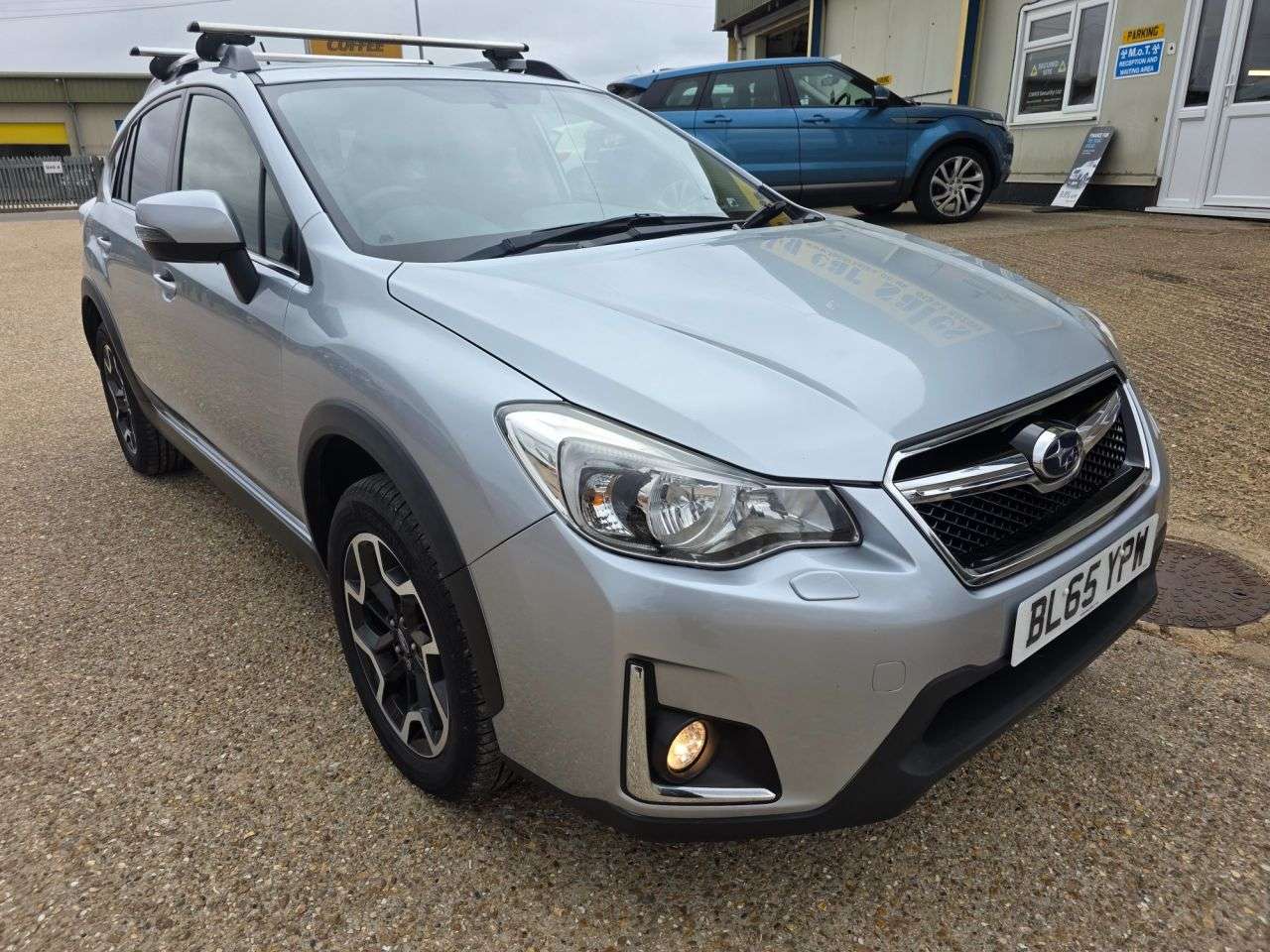 A 2016 SUBARU XV 2.0i SE Premium SUV 5dr Petrol Lineartronic 4WD Euro 6 (s/s) (150 ps) A 2016 SUBARU XV 2.0i SE Premium SUV 5dr Petrol Lineartronic 4WD Euro 6 (s/s) (150 ps)