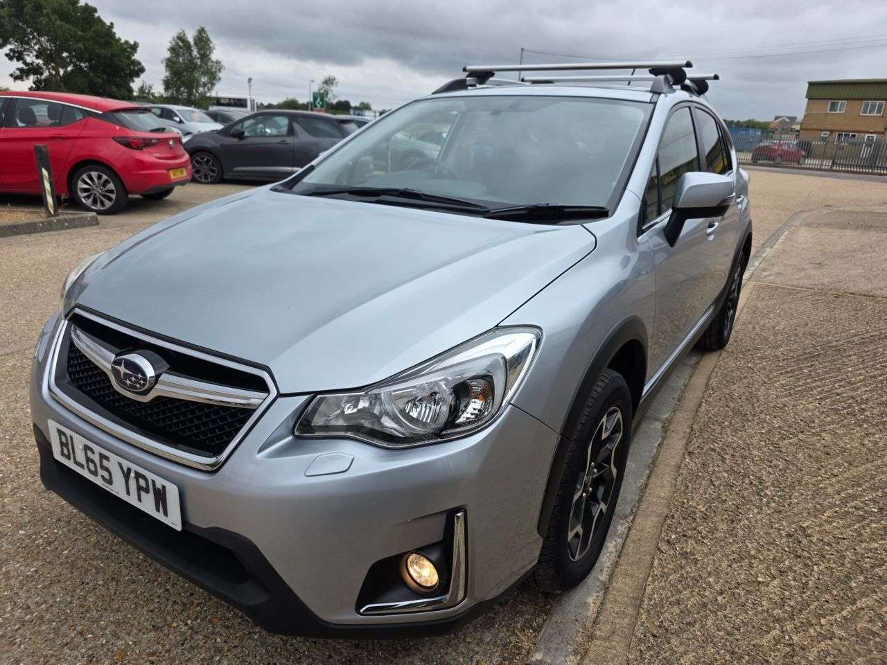 A 2016 SUBARU XV 2.0i SE Premium SUV 5dr Petrol Lineartronic 4WD Euro 6 (s/s) (150 ps) A 2016 SUBARU XV 2.0i SE Premium SUV 5dr Petrol Lineartronic 4WD Euro 6 (s/s) (150 ps)