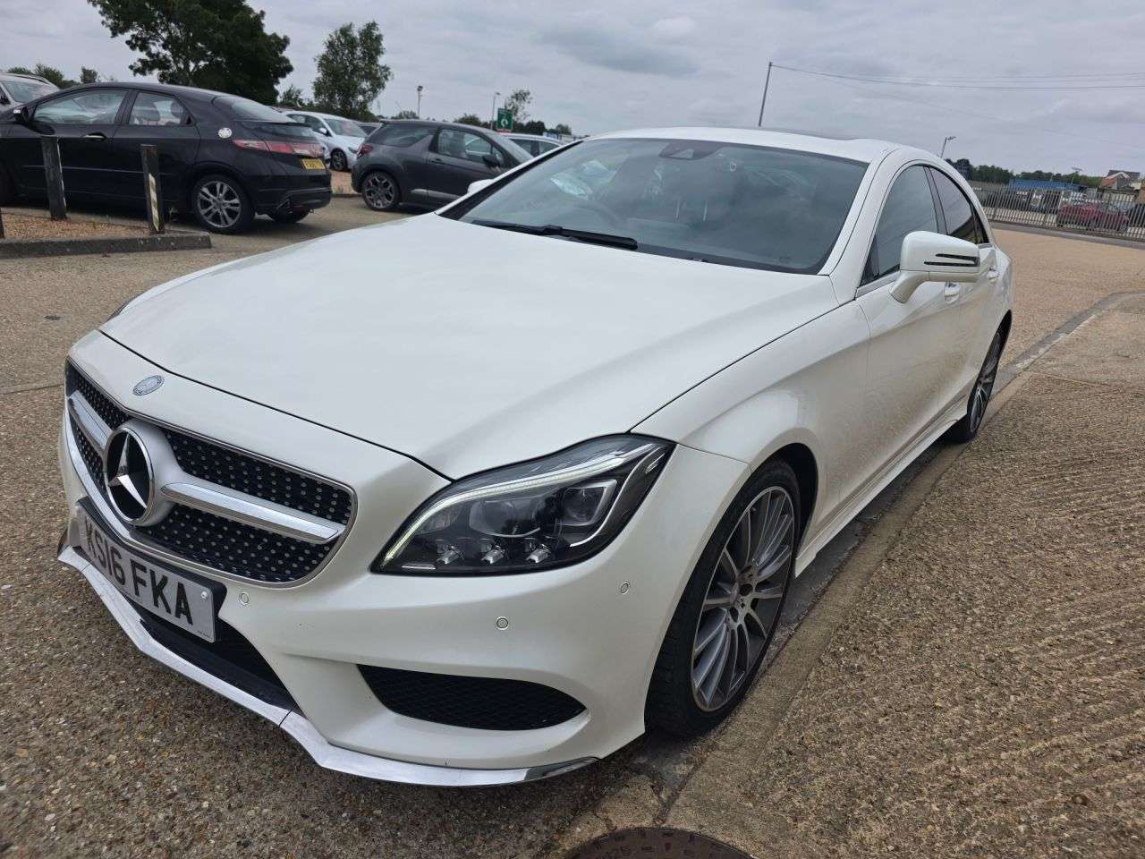 A 2016 MERCEDES-BENZ CLS 3.0 CLS350d V6 AMG Line (Premium Plus) Coupe 4dr Diesel G-Tronic+ Euro 6 (s A 2016 MERCEDES-BENZ CLS 3.0 CLS350d V6 AMG Line (Premium Plus) Coupe 4dr Diesel G-Tronic+ Euro 6 (s