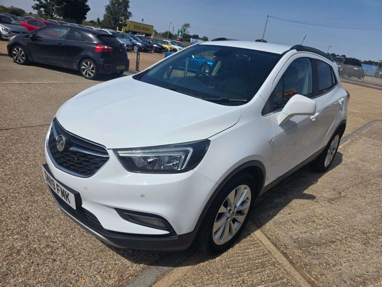 A 2019 VAUXHALL MOKKA X 1.4i Turbo Elite Nav SUV 5dr Petrol Auto Euro 6 (140 ps) A 2019 VAUXHALL MOKKA X 1.4i Turbo Elite Nav SUV 5dr Petrol Auto Euro 6 (140 ps)