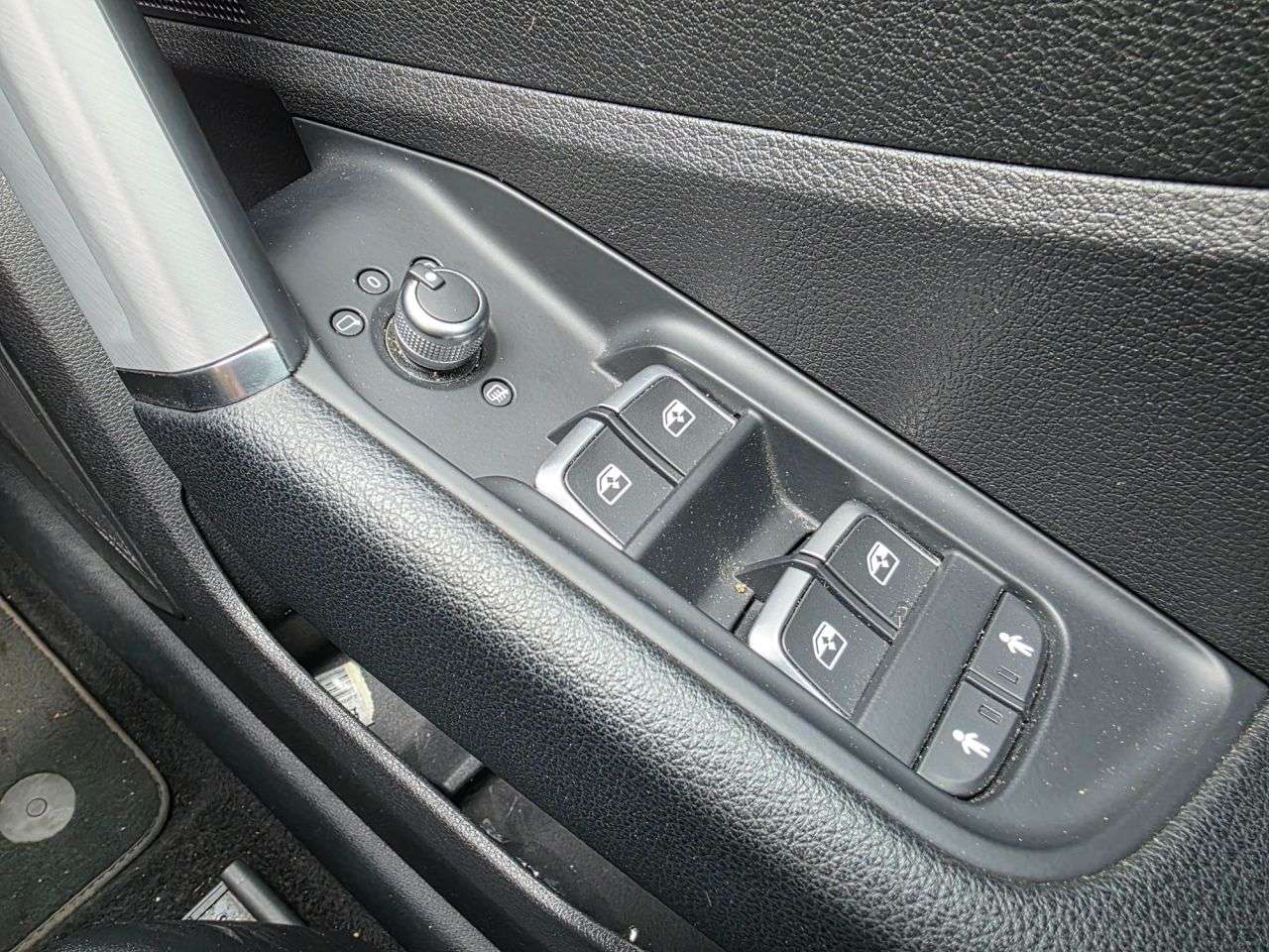 2018 AUDI Q2 2018 AUDI Q2