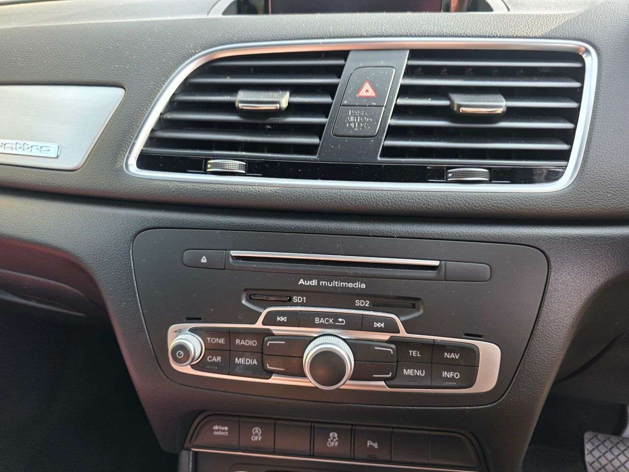 2016 AUDI Q3 2016 AUDI Q3