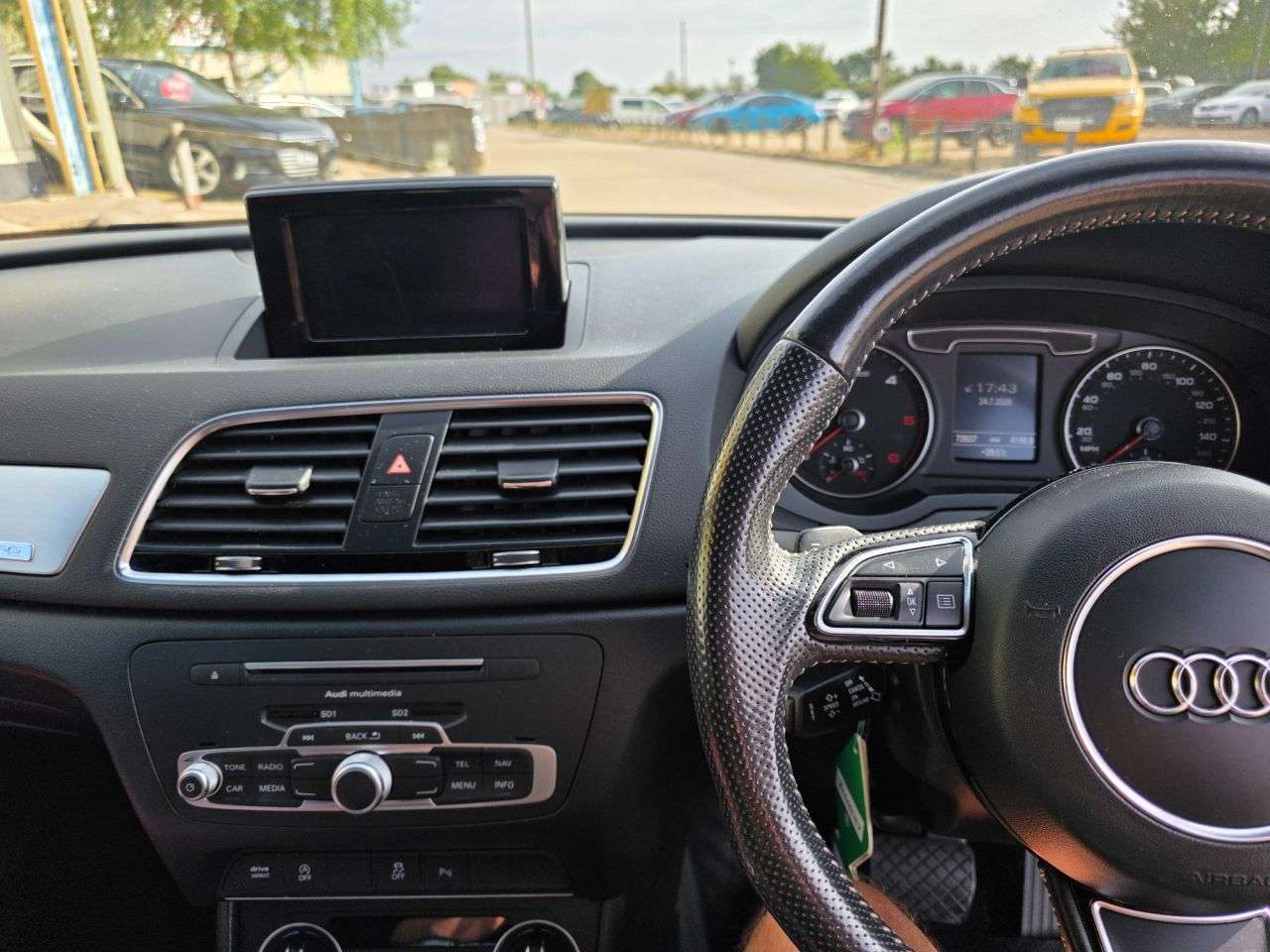 2016 AUDI Q3 2016 AUDI Q3