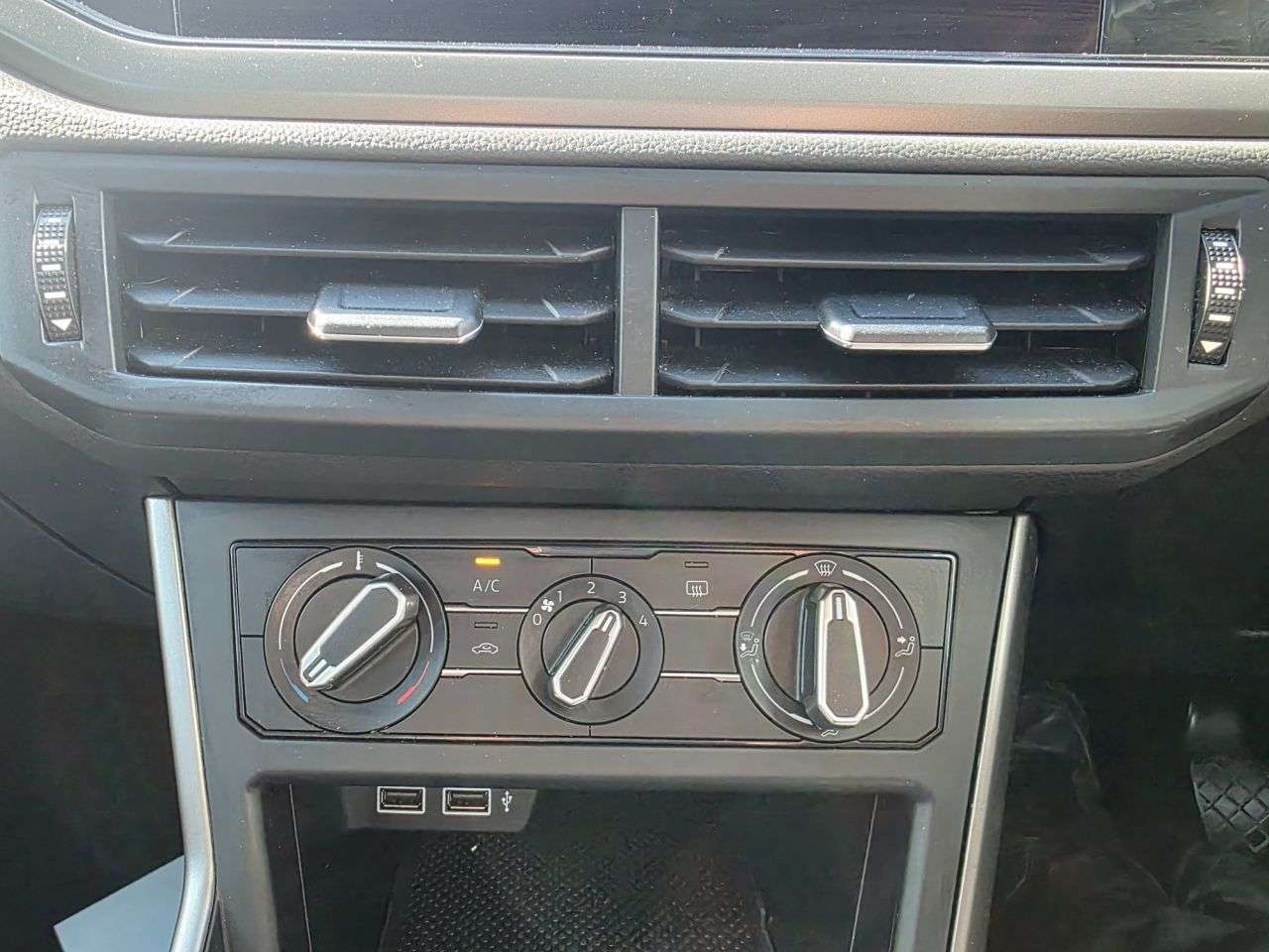2019 VOLKSWAGEN POLO 2019 VOLKSWAGEN POLO