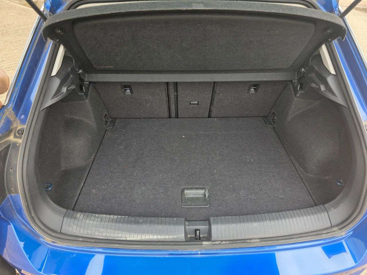 2019 VOLKSWAGEN T-ROC 2019 VOLKSWAGEN T-ROC