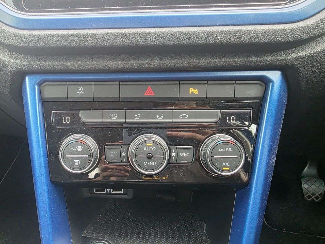 2019 VOLKSWAGEN T-ROC 2019 VOLKSWAGEN T-ROC
