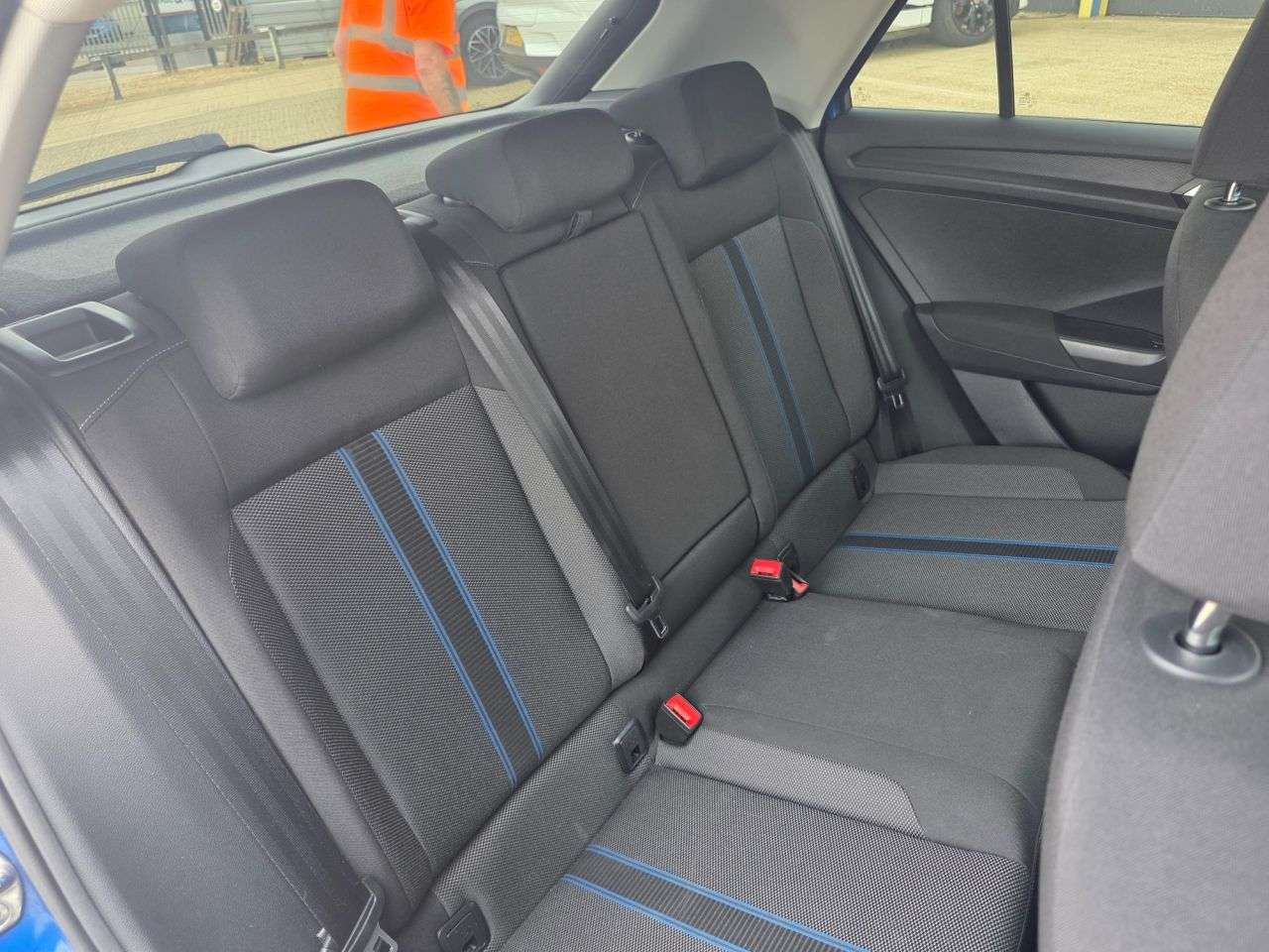 2019 VOLKSWAGEN T-ROC 2019 VOLKSWAGEN T-ROC