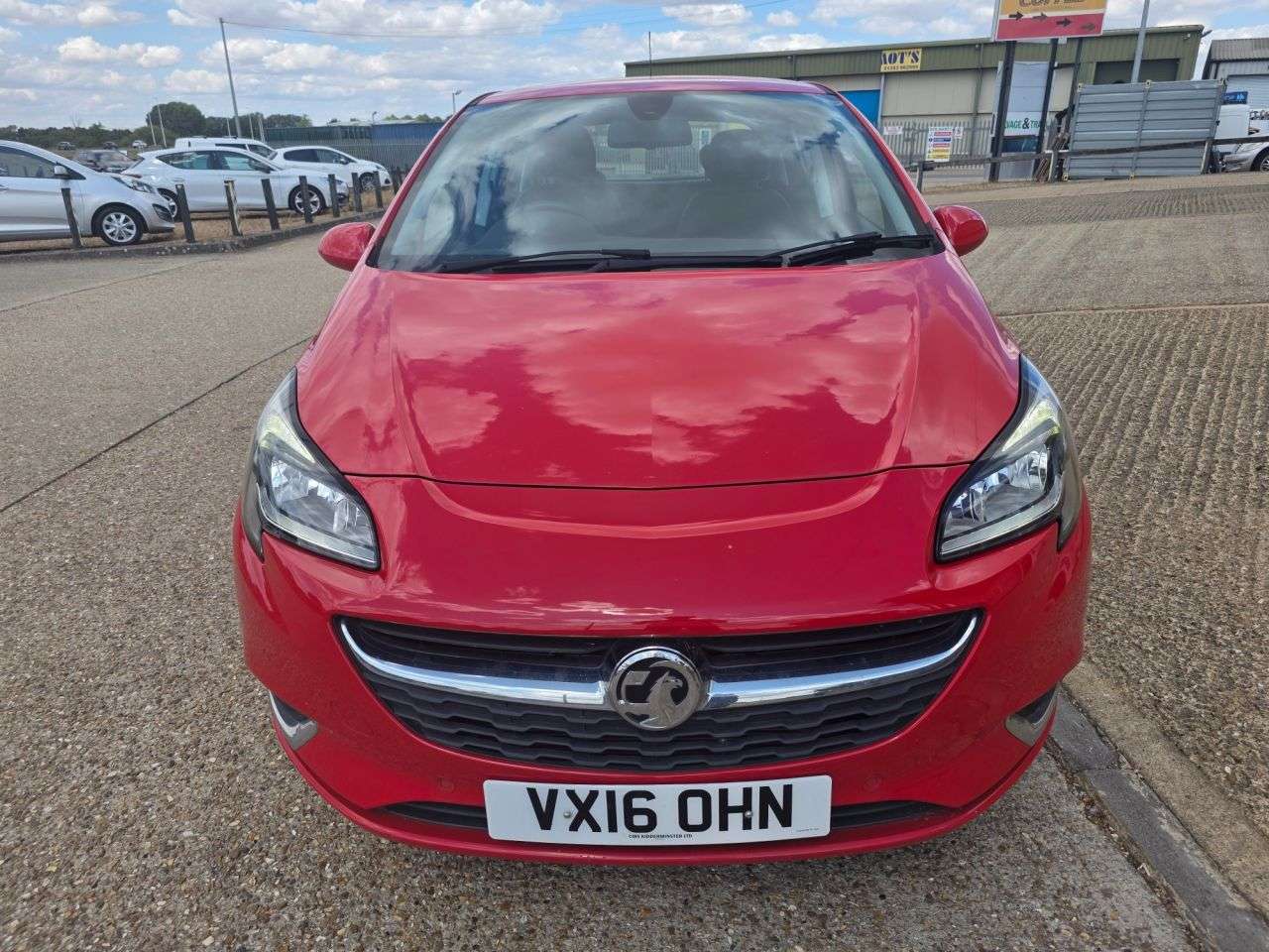 A 2016 VAUXHALL CORSA 1.4i SE Hatchback 5dr Petrol Auto Euro 6 (90 ps) A 2016 VAUXHALL CORSA 1.4i SE Hatchback 5dr Petrol Auto Euro 6 (90 ps)