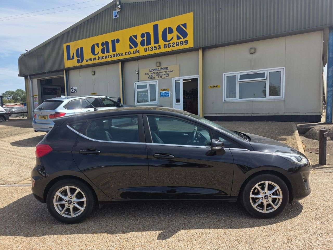 A 2019 FORD FIESTA 1.1 Ti-VCT Zetec Hatchback 5dr Petrol Manual Euro 6 (s/s) (85 ps) A 2019 FORD FIESTA 1.1 Ti-VCT Zetec Hatchback 5dr Petrol Manual Euro 6 (s/s) (85 ps)