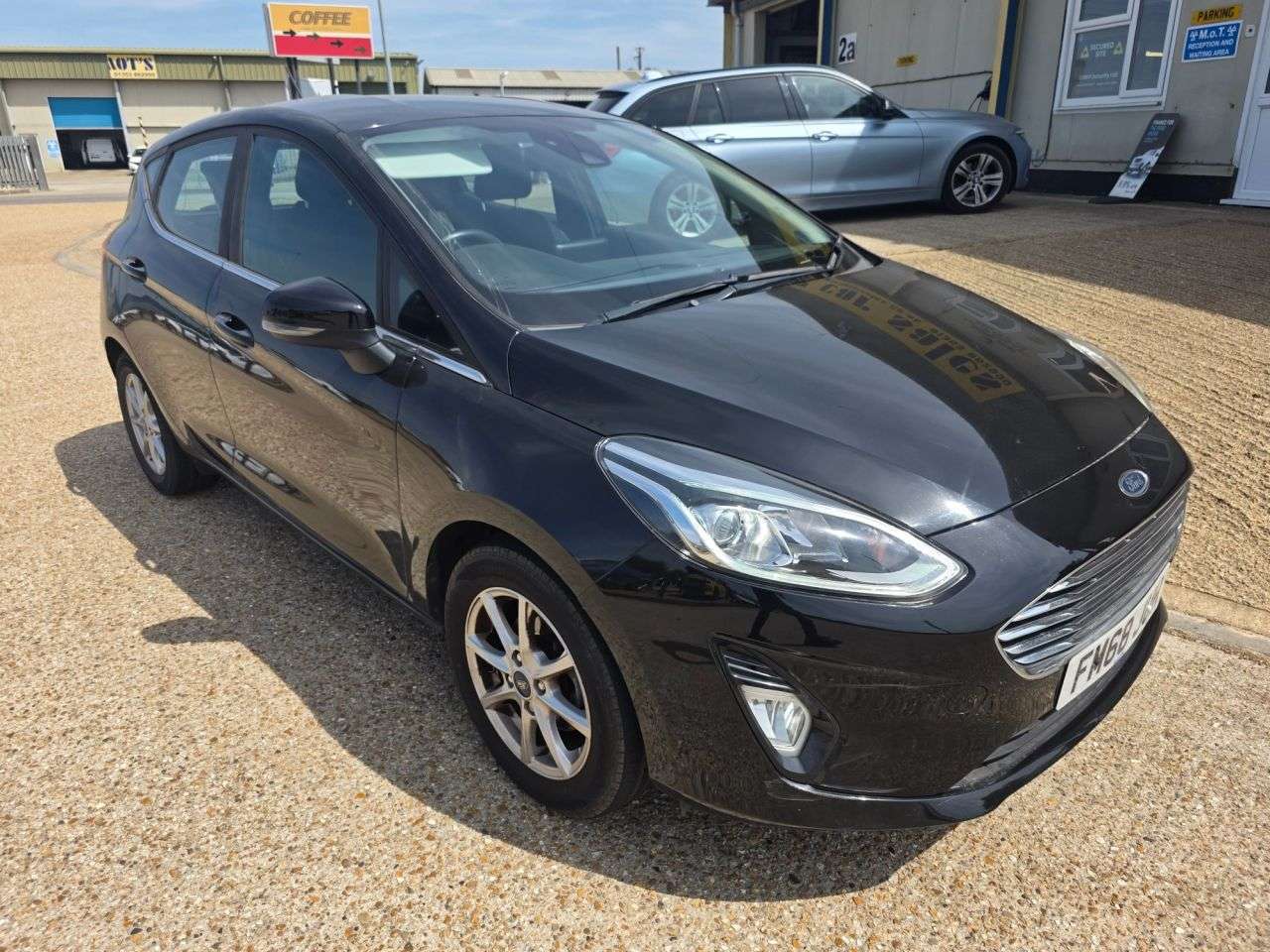 A 2019 FORD FIESTA 1.1 Ti-VCT Zetec Hatchback 5dr Petrol Manual Euro 6 (s/s) (85 ps) A 2019 FORD FIESTA 1.1 Ti-VCT Zetec Hatchback 5dr Petrol Manual Euro 6 (s/s) (85 ps)