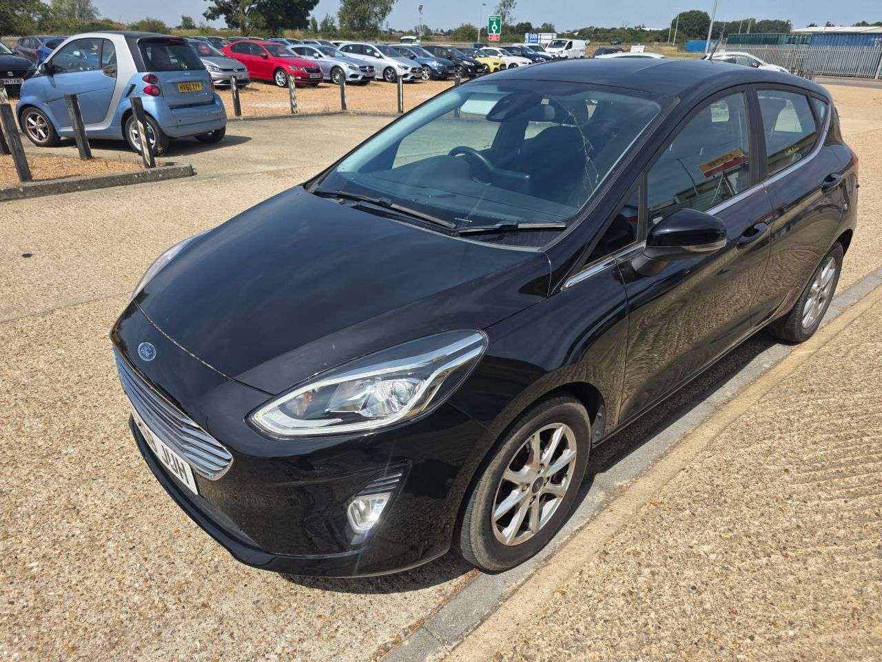 A 2019 FORD FIESTA 1.1 Ti-VCT Zetec Hatchback 5dr Petrol Manual Euro 6 (s/s) (85 ps) A 2019 FORD FIESTA 1.1 Ti-VCT Zetec Hatchback 5dr Petrol Manual Euro 6 (s/s) (85 ps)