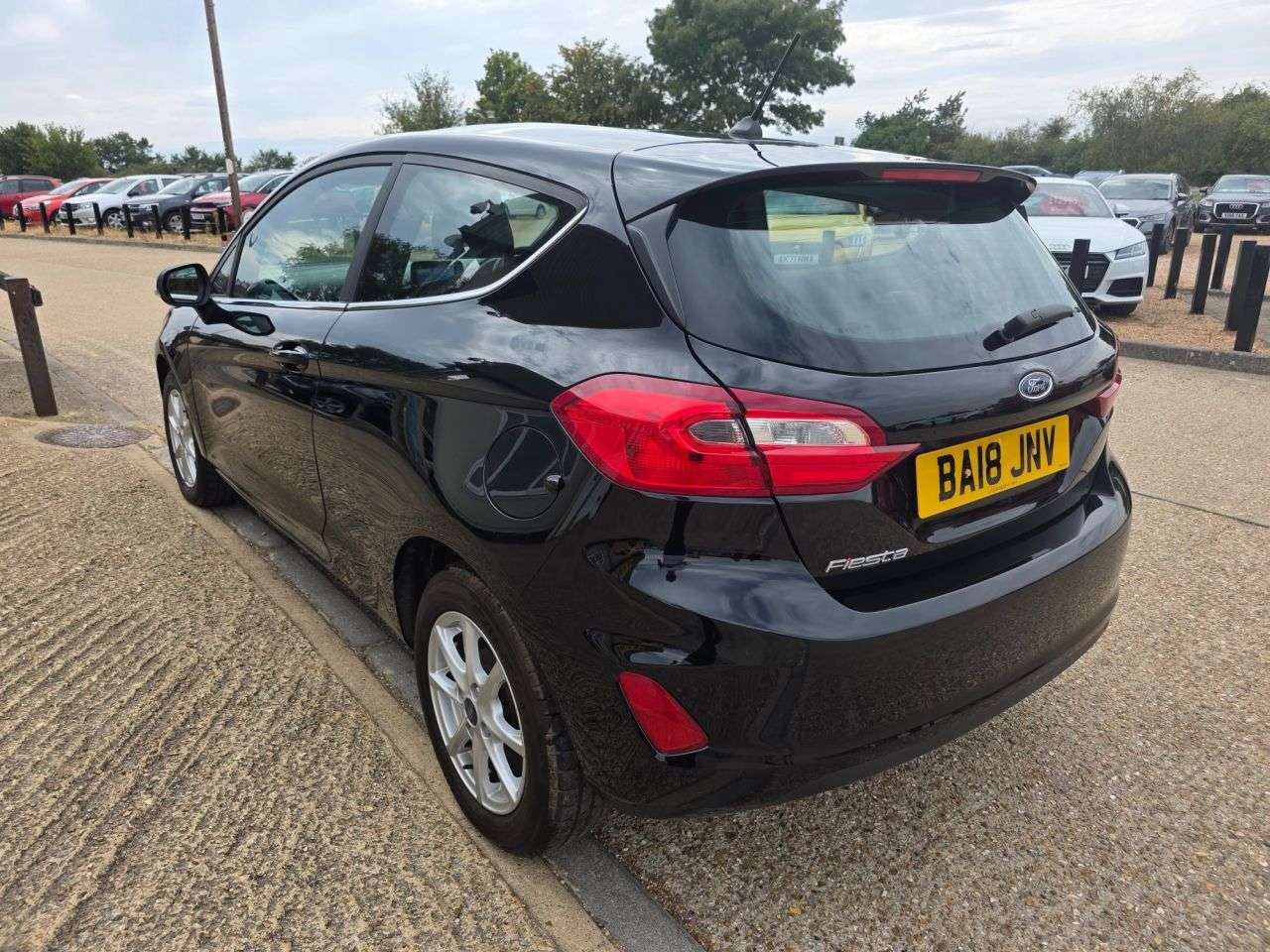 A 2018 FORD FIESTA 1.0T EcoBoost Zetec Hatchback 3dr Petrol Manual Euro 6 (s/s) (100 ps) A 2018 FORD FIESTA 1.0T EcoBoost Zetec Hatchback 3dr Petrol Manual Euro 6 (s/s) (100 ps)