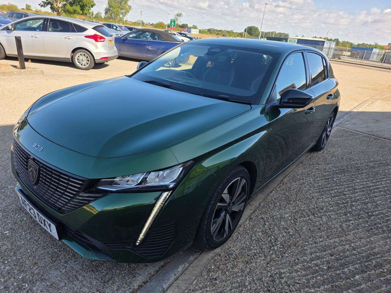 A 2023 PEUGEOT 308 1.2 PureTech Allure Hatchback 5dr Petrol EAT Euro 6 (s/s) (130 ps) A 2023 PEUGEOT 308 1.2 PureTech Allure Hatchback 5dr Petrol EAT Euro 6 (s/s) (130 ps)