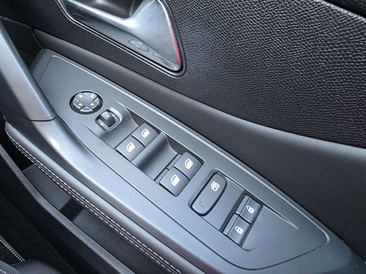2023 PEUGEOT 308 2023 PEUGEOT 308