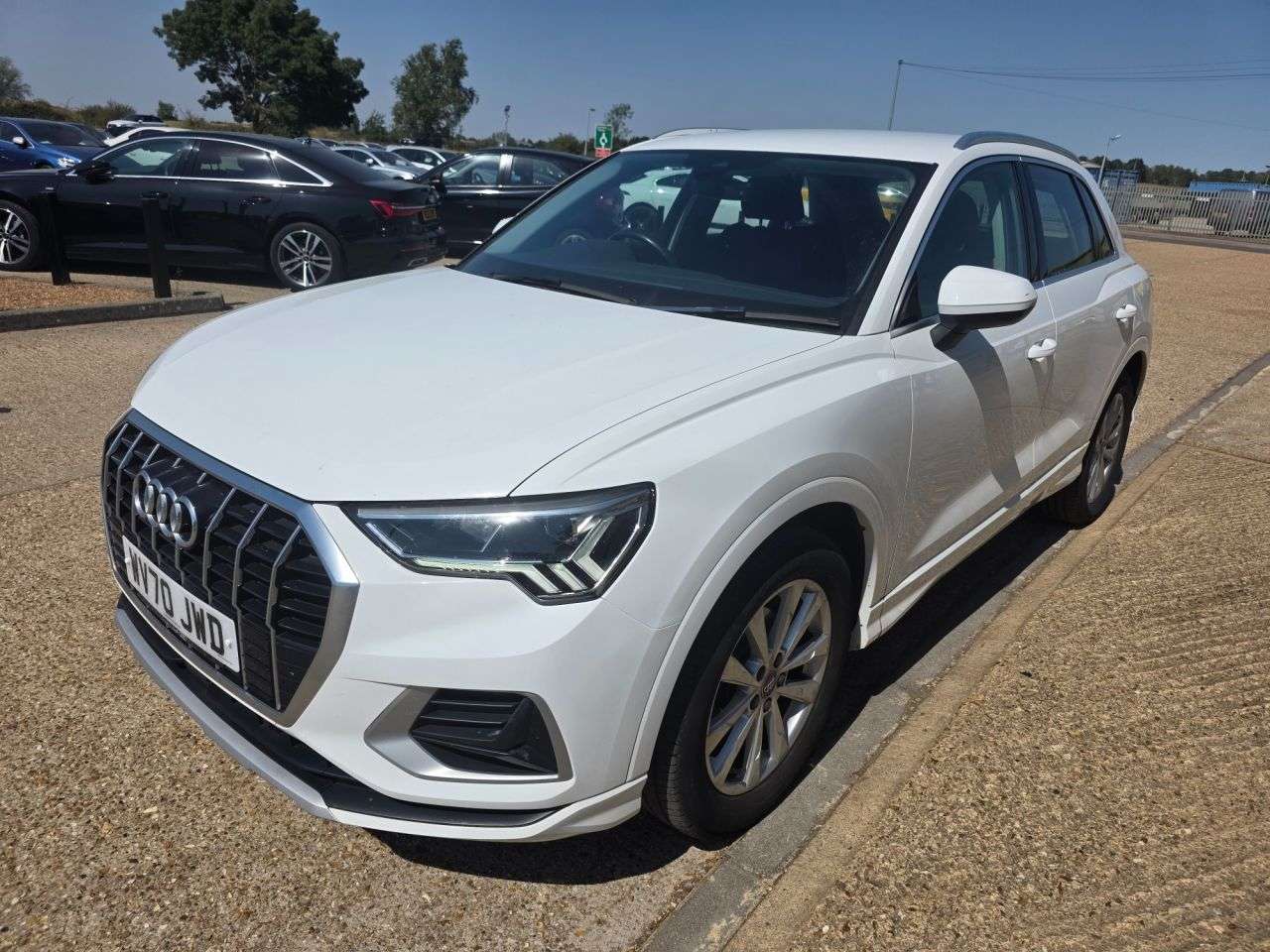 A 2020 AUDI Q3 1.5 TFSI CoD 35 Sport SUV 5dr Petrol Manual Euro 6 (s/s) (150 ps) A 2020 AUDI Q3 1.5 TFSI CoD 35 Sport SUV 5dr Petrol Manual Euro 6 (s/s) (150 ps)