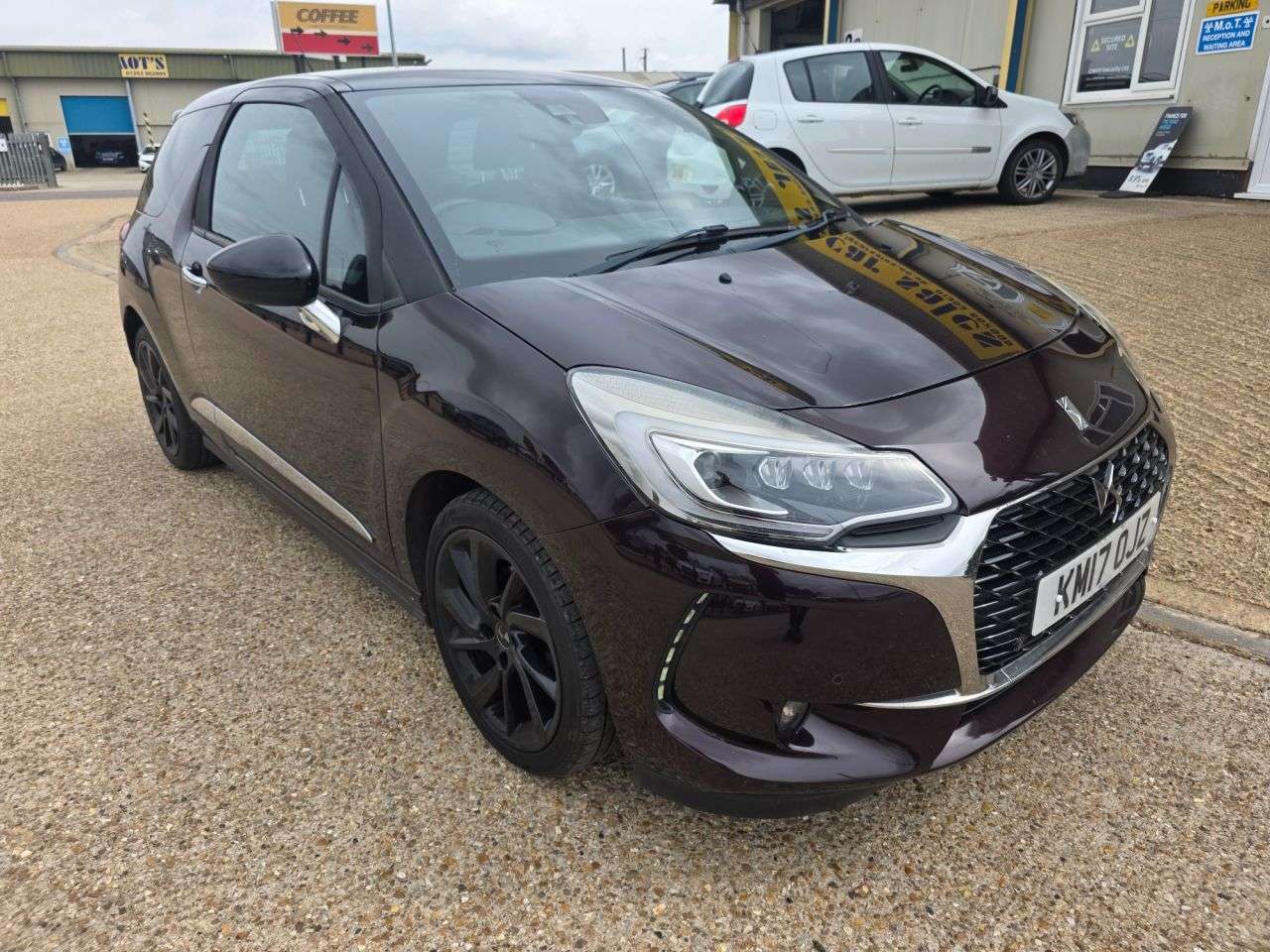 A 2017 DS AUTOMOBILES DS 3 1.6 BlueHDi Prestige Hatchback 3dr Diesel Manual Euro 6 (s/s) (120 ps) A 2017 DS AUTOMOBILES DS 3 1.6 BlueHDi Prestige Hatchback 3dr Diesel Manual Euro 6 (s/s) (120 ps)