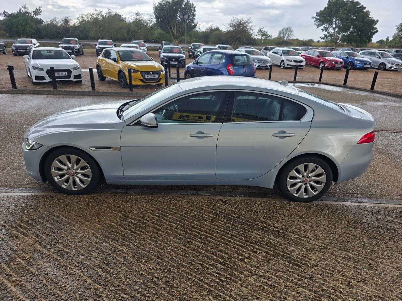 2016 JAGUAR XE 2016 JAGUAR XE