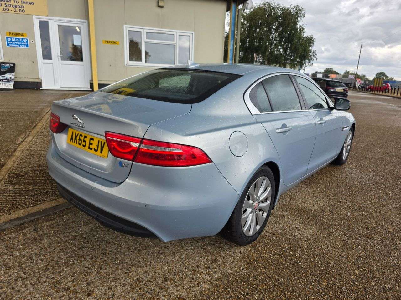 2016 JAGUAR XE 2016 JAGUAR XE