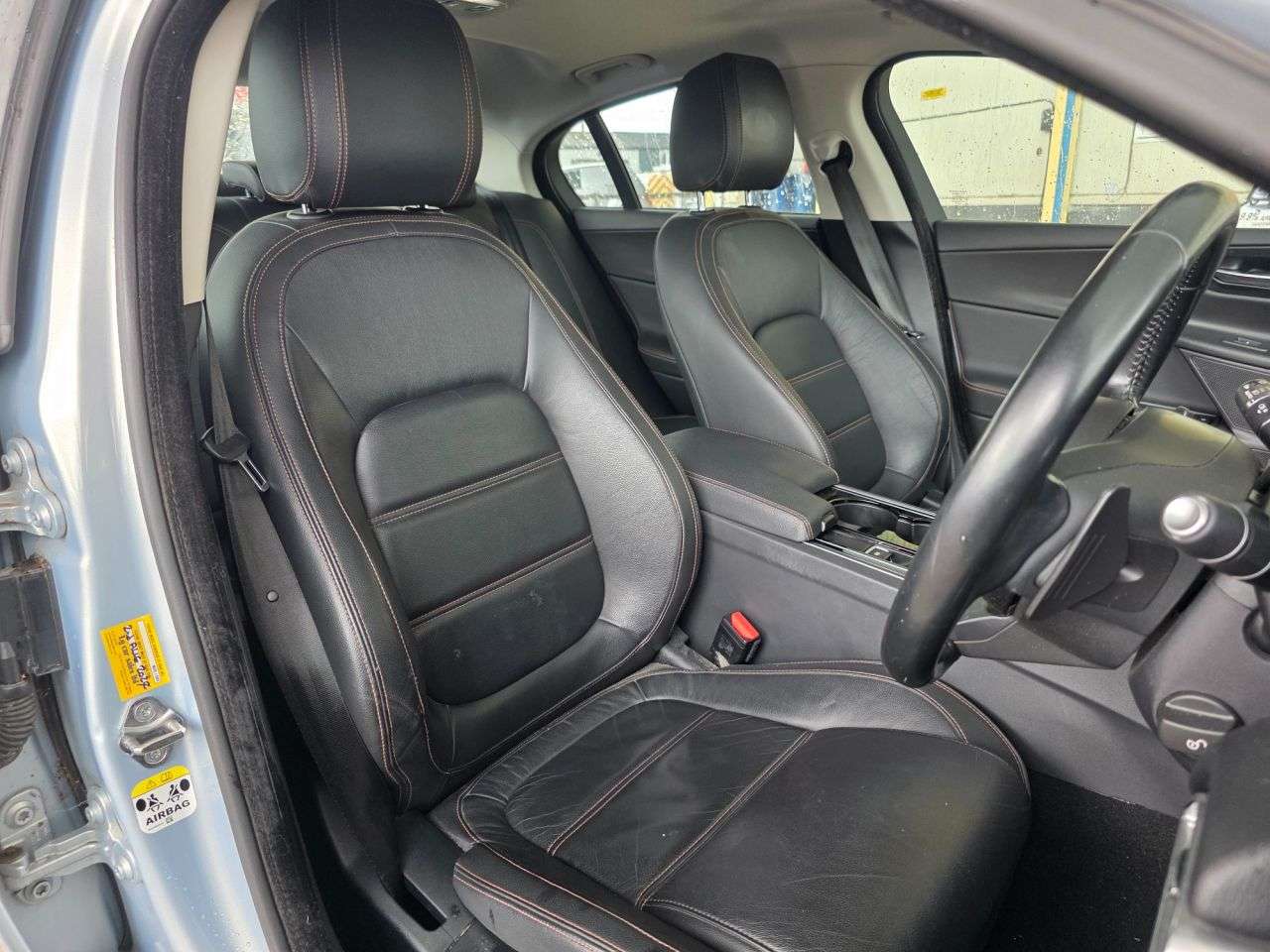 2016 JAGUAR XE 2016 JAGUAR XE