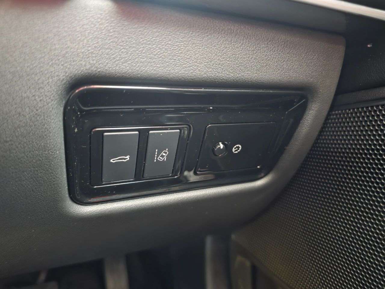 2016 JAGUAR XE 2016 JAGUAR XE