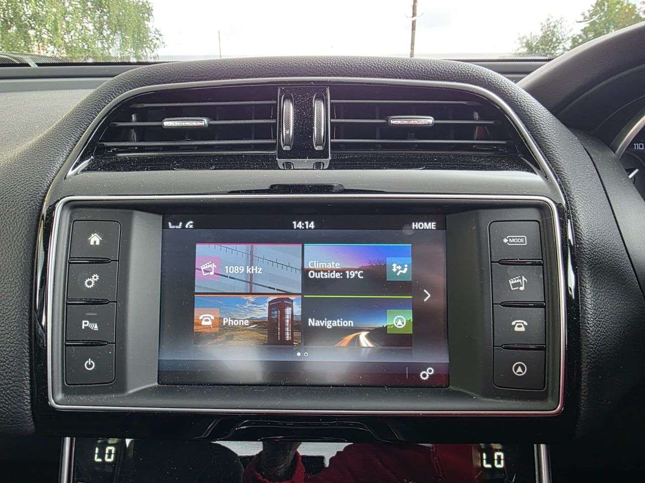 2016 JAGUAR XE 2016 JAGUAR XE