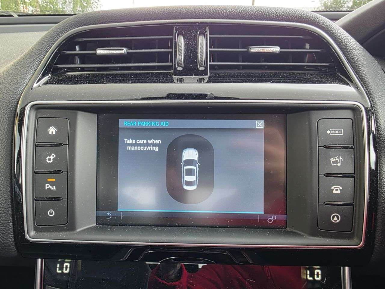 2016 JAGUAR XE 2016 JAGUAR XE