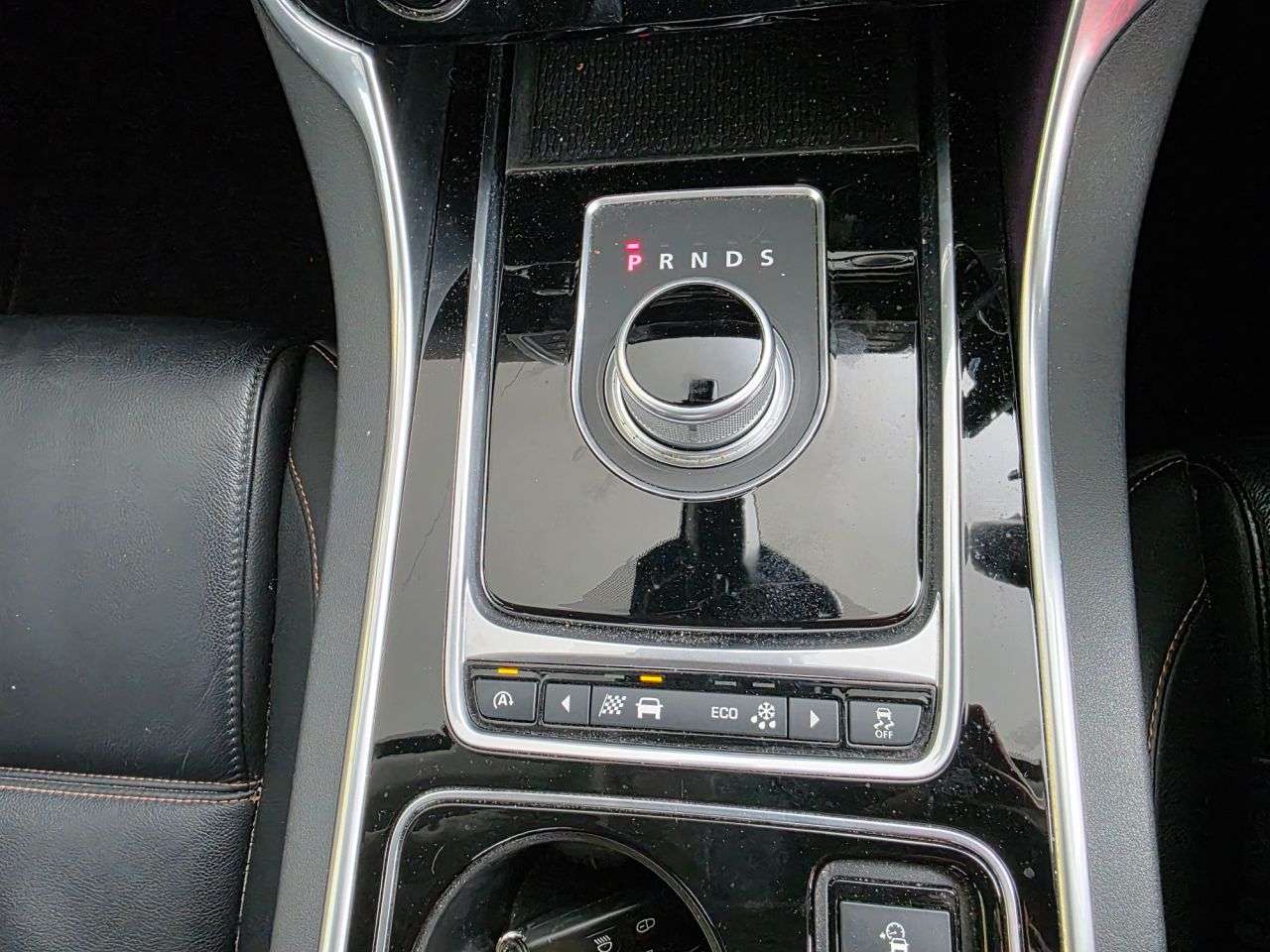 2016 JAGUAR XE 2016 JAGUAR XE
