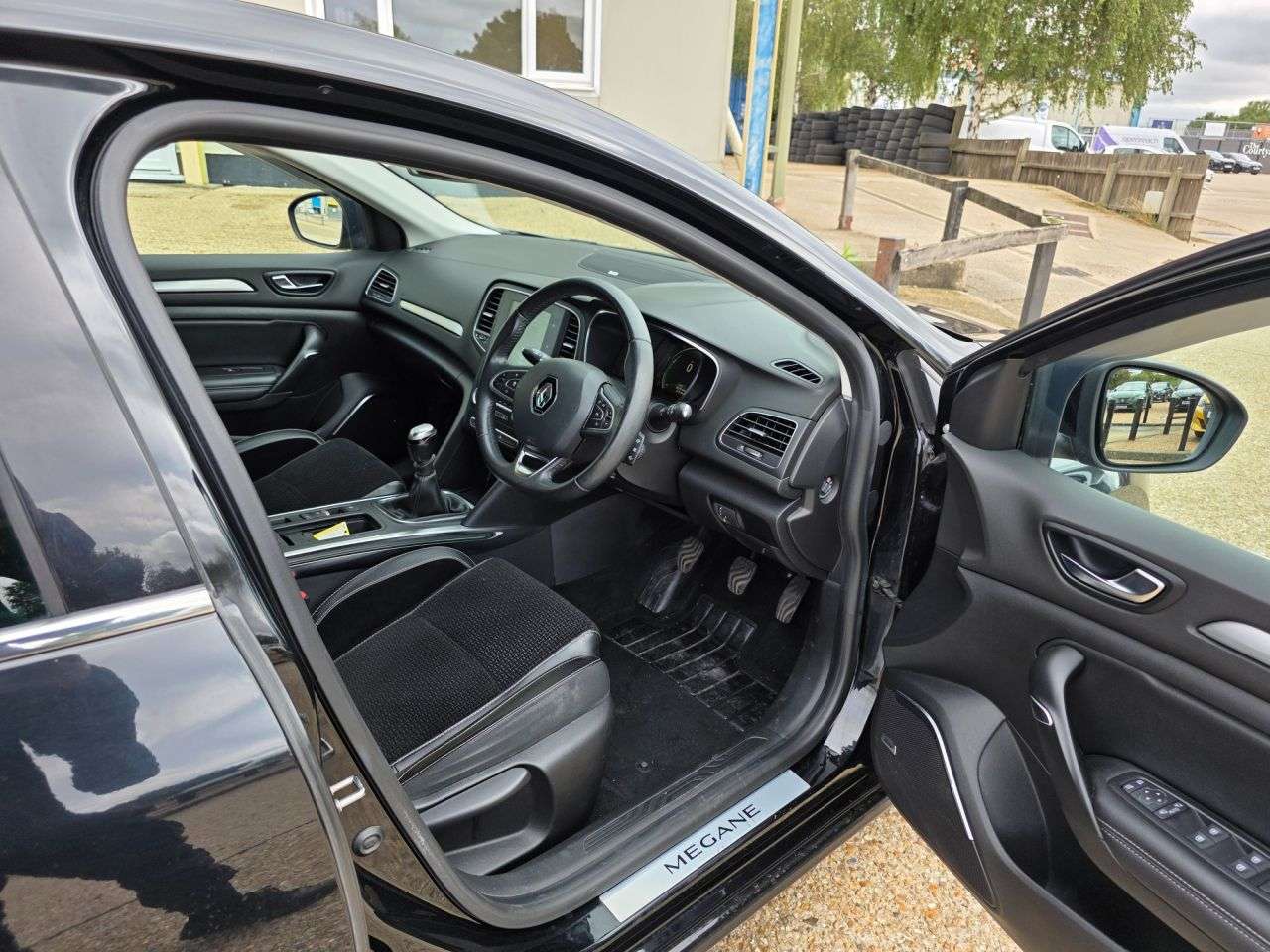 2016 RENAULT MEGANE 2016 RENAULT MEGANE