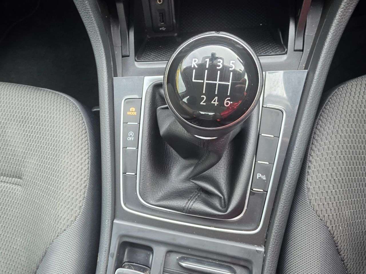2018 VOLKSWAGEN GOLF 2018 VOLKSWAGEN GOLF