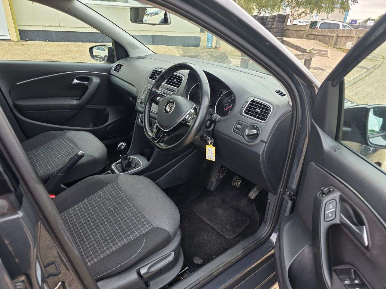 2016 VOLKSWAGEN POLO 2016 VOLKSWAGEN POLO