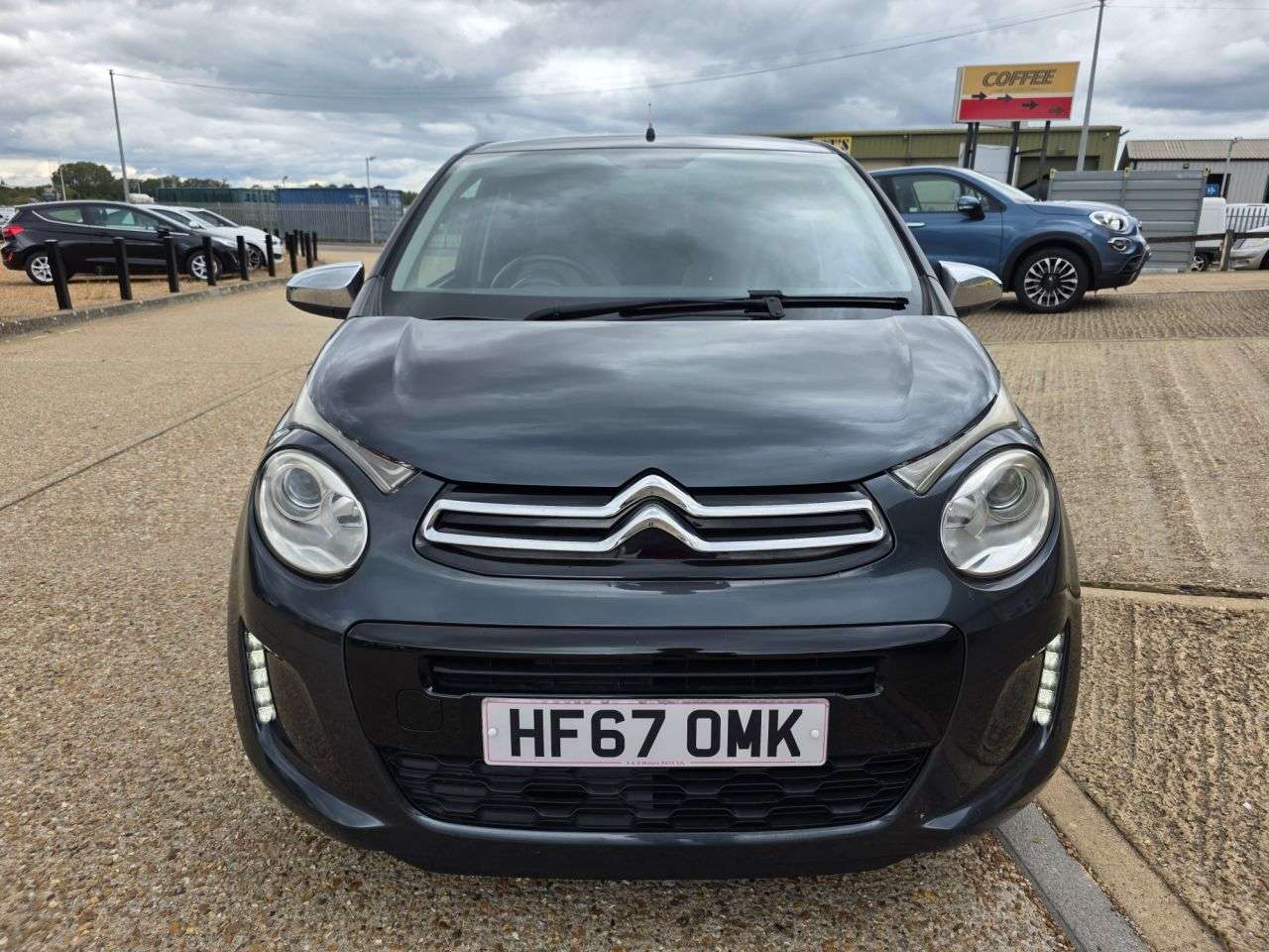 A 2017 CITROEN C1 1.2 PureTech Flair Hatchback 5dr Petrol Manual Euro 6 (82 ps) A 2017 CITROEN C1 1.2 PureTech Flair Hatchback 5dr Petrol Manual Euro 6 (82 ps)