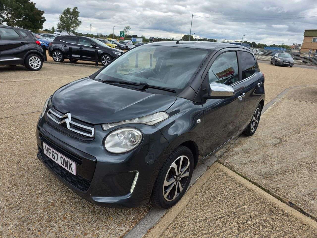 A 2017 CITROEN C1 1.2 PureTech Flair Hatchback 5dr Petrol Manual Euro 6 (82 ps) A 2017 CITROEN C1 1.2 PureTech Flair Hatchback 5dr Petrol Manual Euro 6 (82 ps)