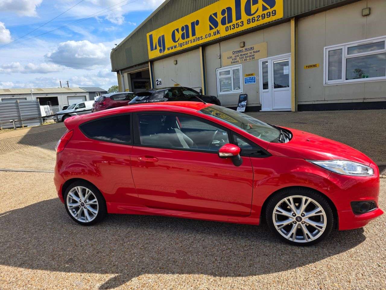 A 2016 FORD FIESTA 1.0T EcoBoost Zetec S Hatchback 3dr Petrol Manual Euro 6 (s/s) (140 ps) A 2016 FORD FIESTA 1.0T EcoBoost Zetec S Hatchback 3dr Petrol Manual Euro 6 (s/s) (140 ps)