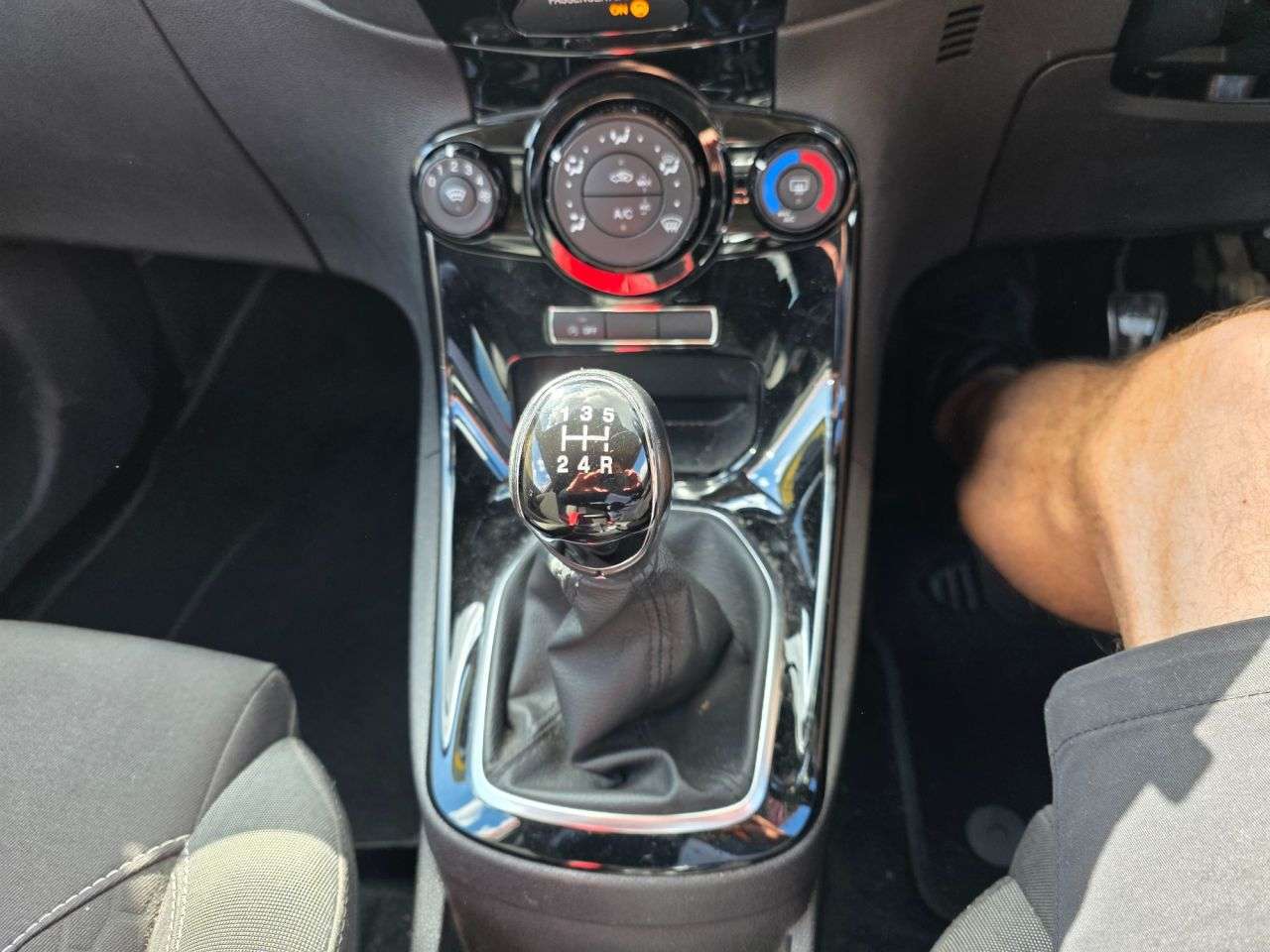 2016 FORD FIESTA 2016 FORD FIESTA