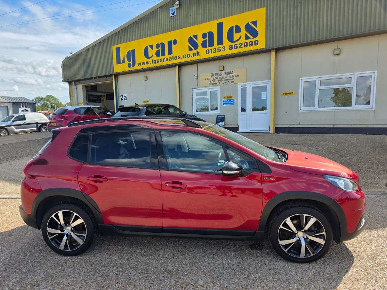 A 2017 PEUGEOT 2008 1.2 PureTech GT Line SUV 5dr Petrol Manual Euro 6 (s/s) (110 ps) A 2017 PEUGEOT 2008 1.2 PureTech GT Line SUV 5dr Petrol Manual Euro 6 (s/s) (110 ps)