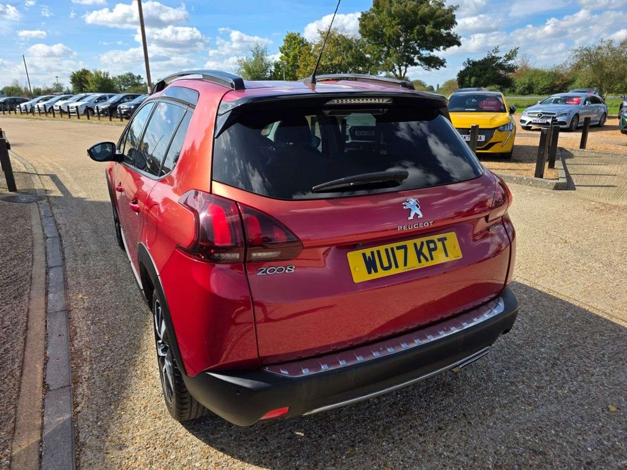 2017 PEUGEOT 2008 2017 PEUGEOT 2008