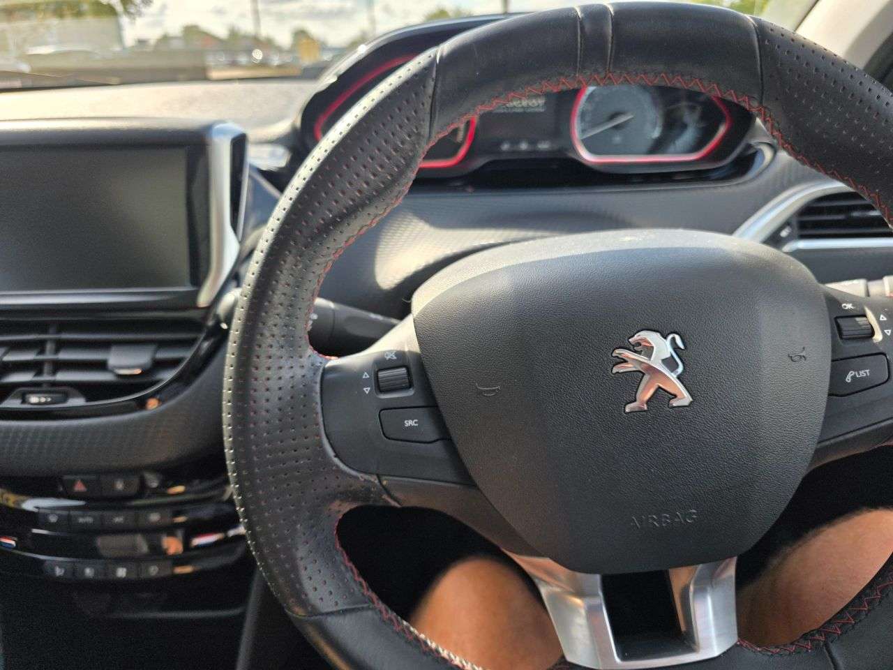 2017 PEUGEOT 2008 2017 PEUGEOT 2008