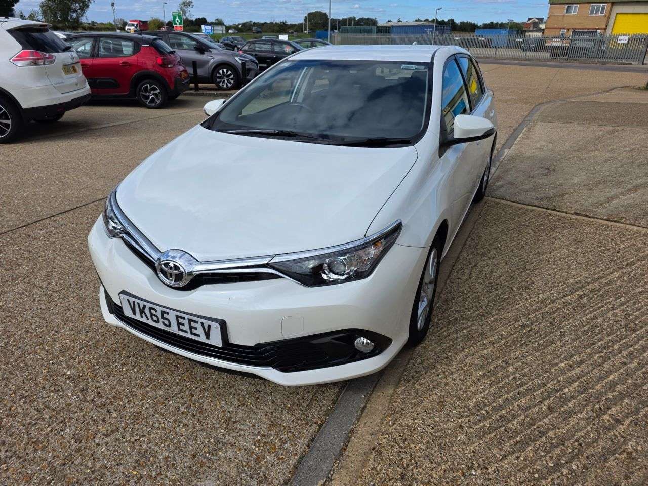 2015 TOYOTA AURIS 2015 TOYOTA AURIS