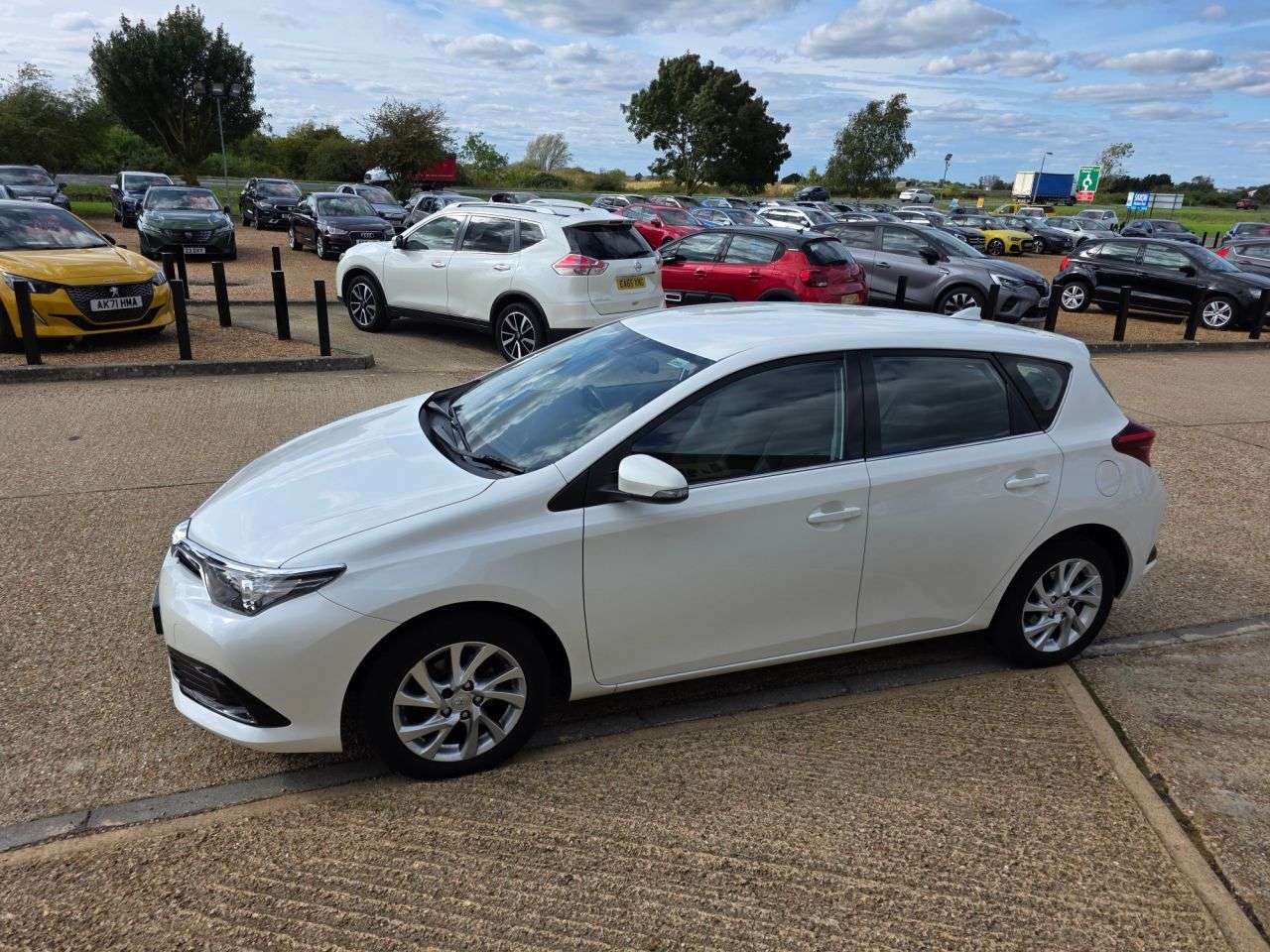 2015 TOYOTA AURIS 2015 TOYOTA AURIS