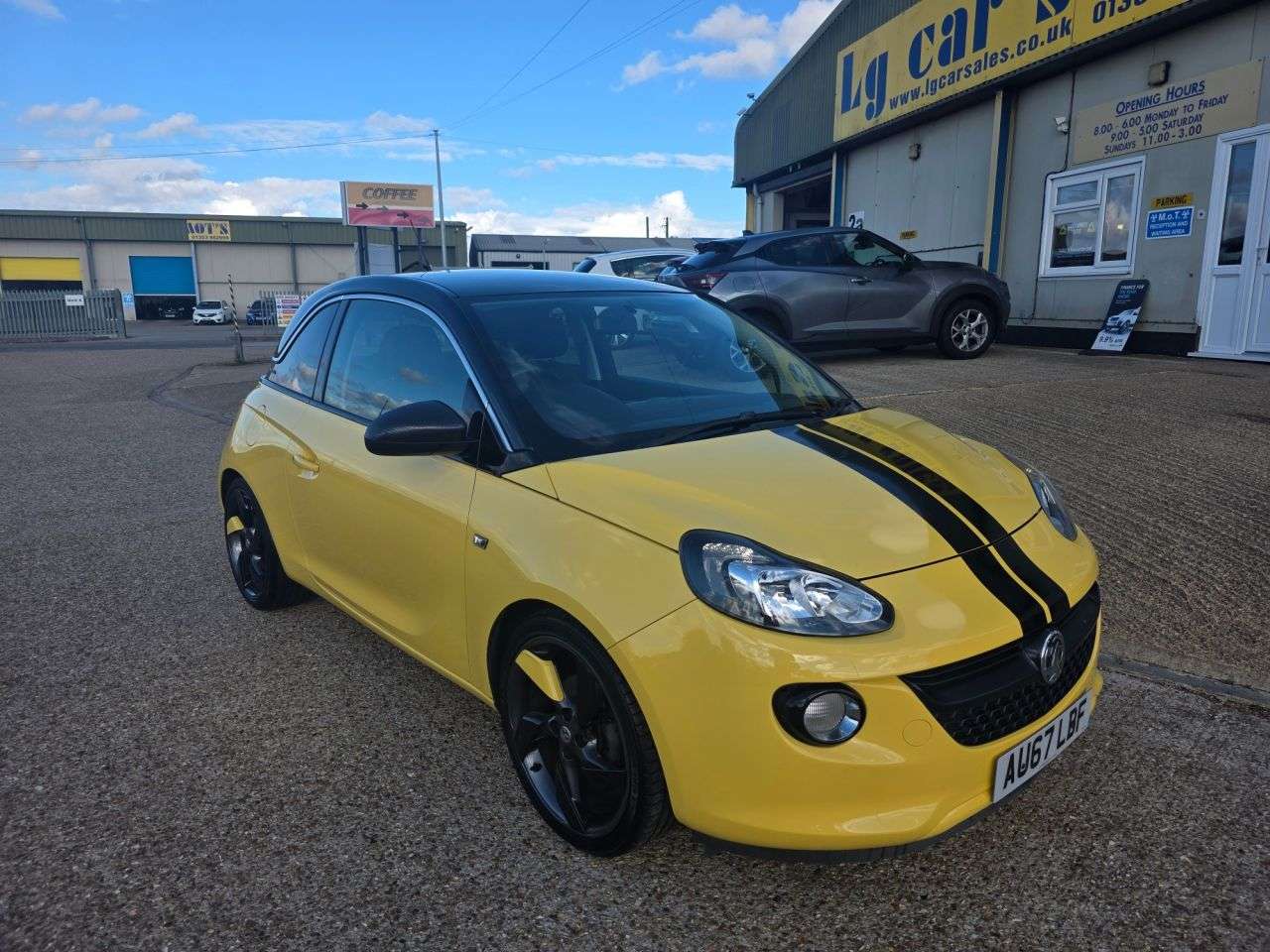 A 2017 VAUXHALL ADAM 1.4 16v SLAM Hatchback 3dr Petrol Manual Euro 5 (100 ps) A 2017 VAUXHALL ADAM 1.4 16v SLAM Hatchback 3dr Petrol Manual Euro 5 (100 ps)