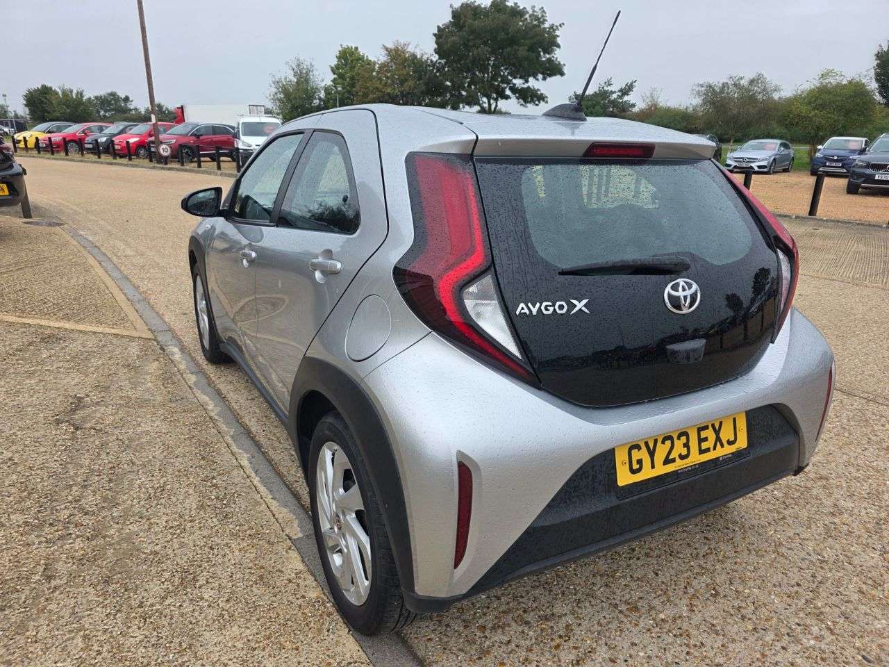 2023 TOYOTA AYGO X 2023 TOYOTA AYGO X